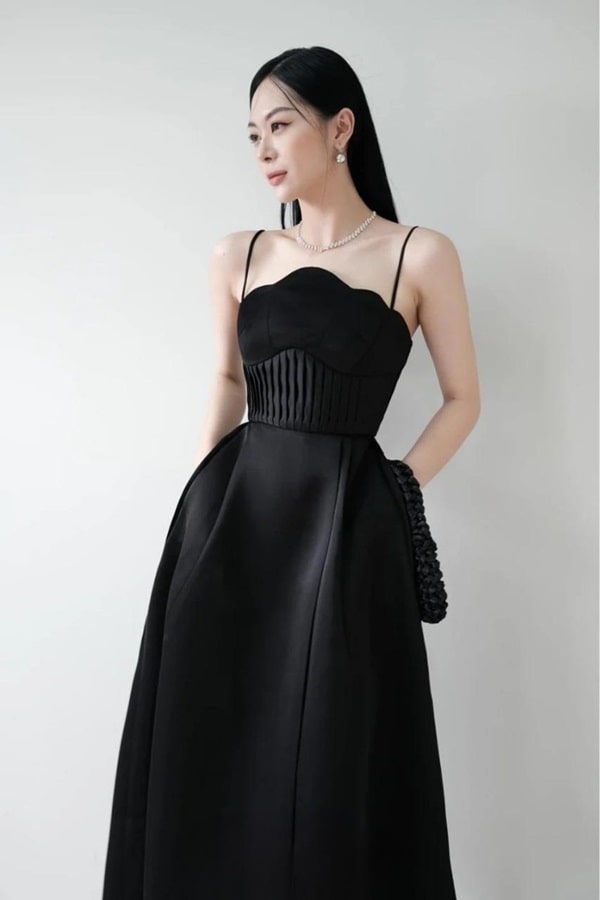 Mẫu đầm dự tiệc ấn tượng tại Hizu Dress Up