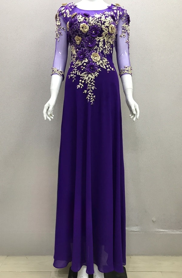 Bắt trend thời trang 2024 với những mẫu đầm dạ hội phối thêu hoa cao cấp