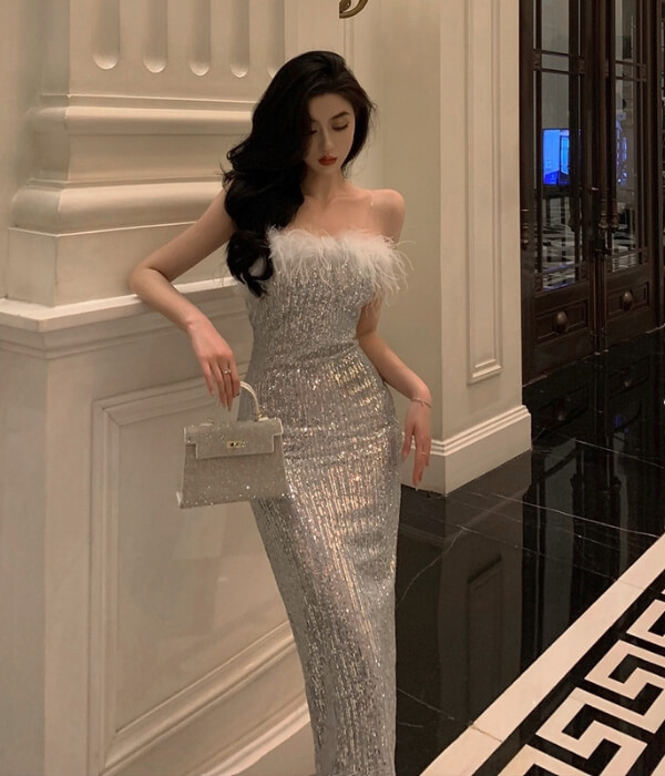 Đầm dạ hội kim sa luôn được cá cô nàng ưu ái vì vẻ ngoài nổi bật