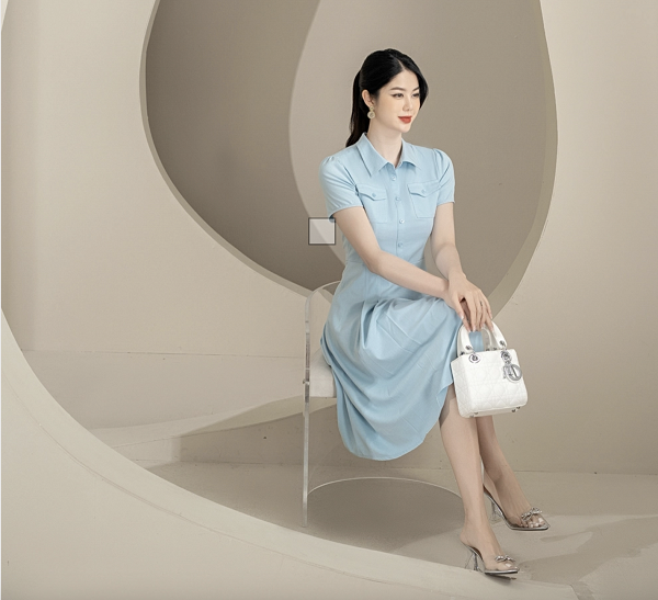 Đầm xanh ngọc tuýp si mỏng, cổ đức dáng xòe thời trang