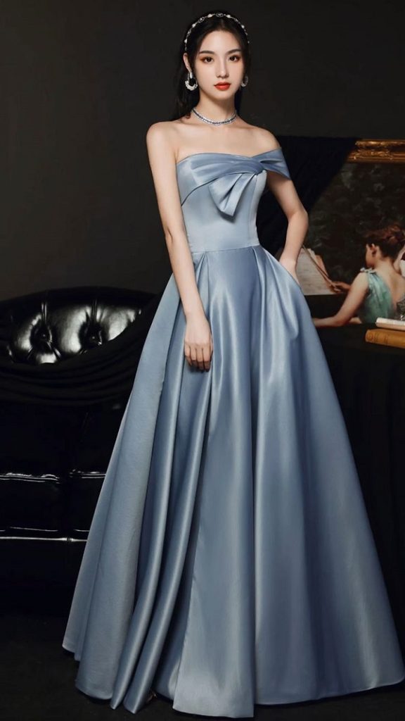 Mẫu đầm dự tiệc xanh nhạt dáng xòe thanh lịch