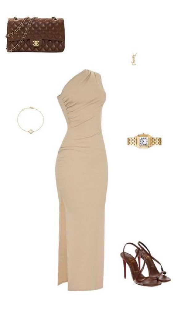 Phối đầm body với giày cao gót đơn giản cùng tone màu