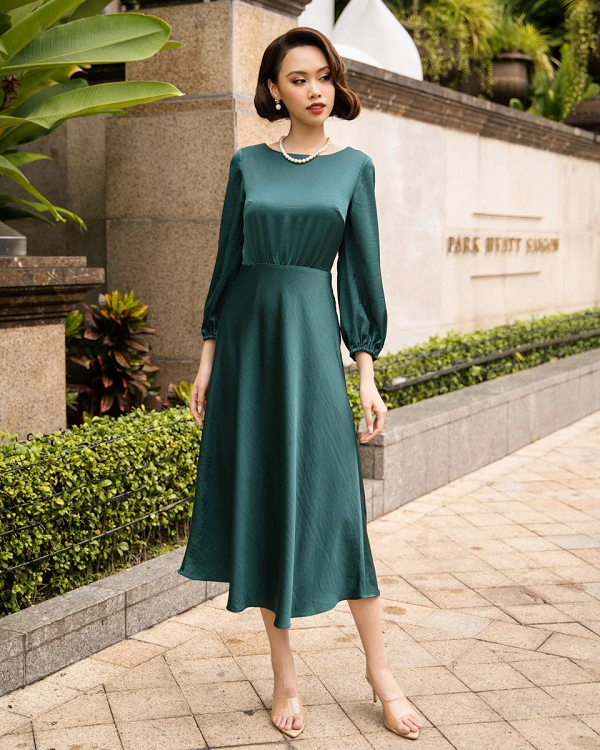 Mẫu đầm dự tiệc bằng chất liệu lụa cao cấp cho quý cô U50