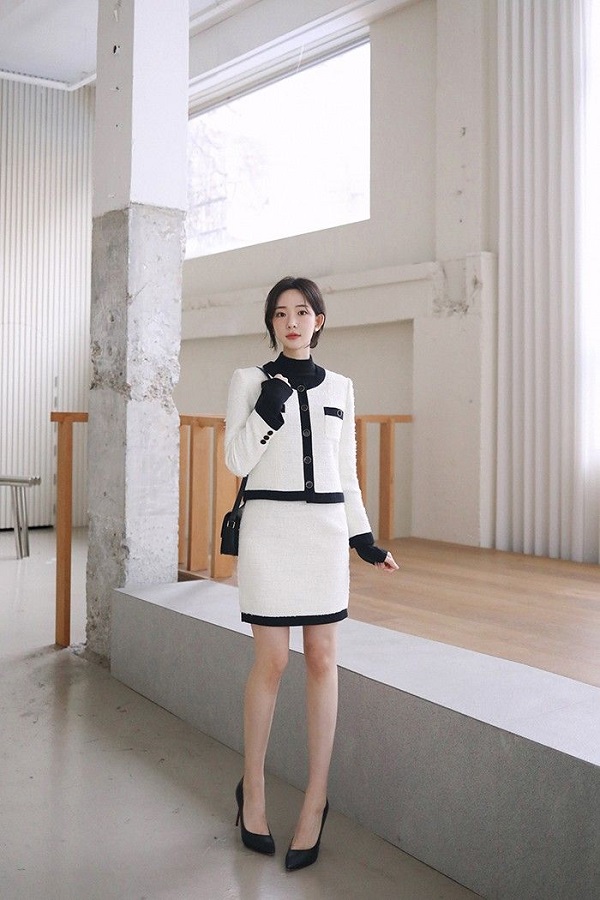 Outfit khi mặc đến công sở thể hiện sự chỉn chu, chuyên nghiệp