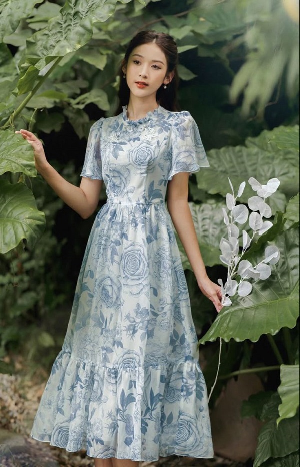 Mẫu váy dài thướt tha, đầm thấm có thể đi dạo phố hay dự tiệc