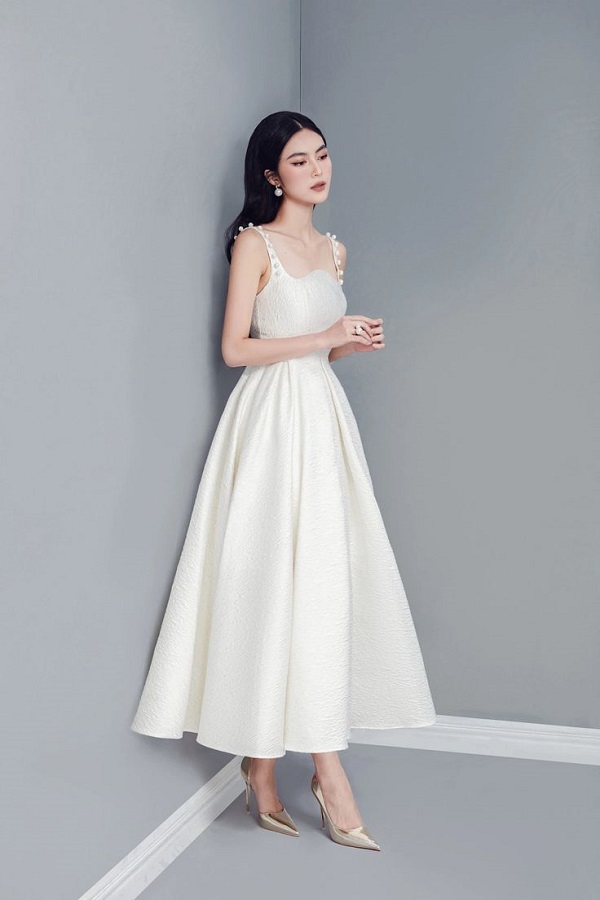 Váy dài xòe thanh lịch màu pastel, thiết kế sang trọng cho nàng dự tiệc đẹp