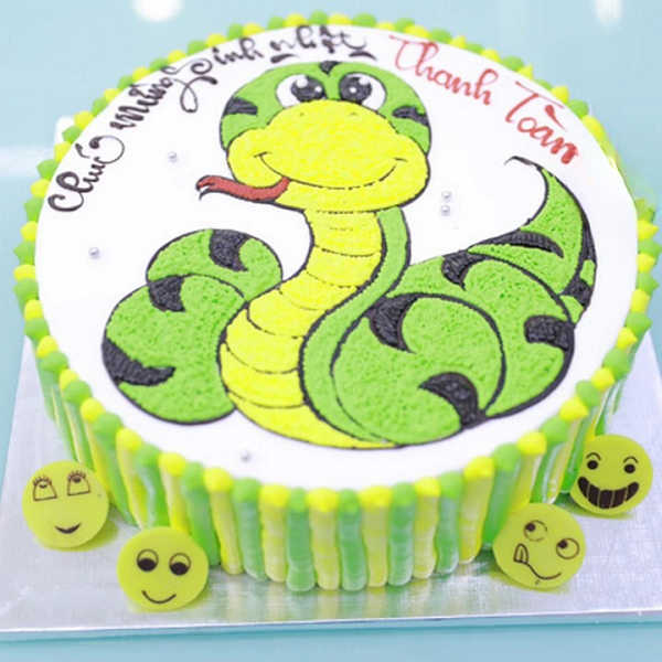 Bánh kem phong thủy tuổi Tỵ cho nam giới thành đạt