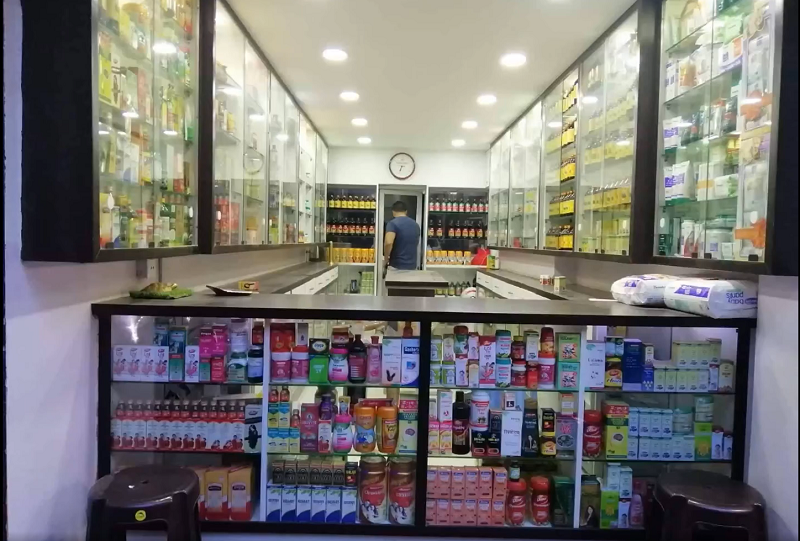 Thiết kế tủ thuốc tây nhôm kính kín đáo, vệ sinh